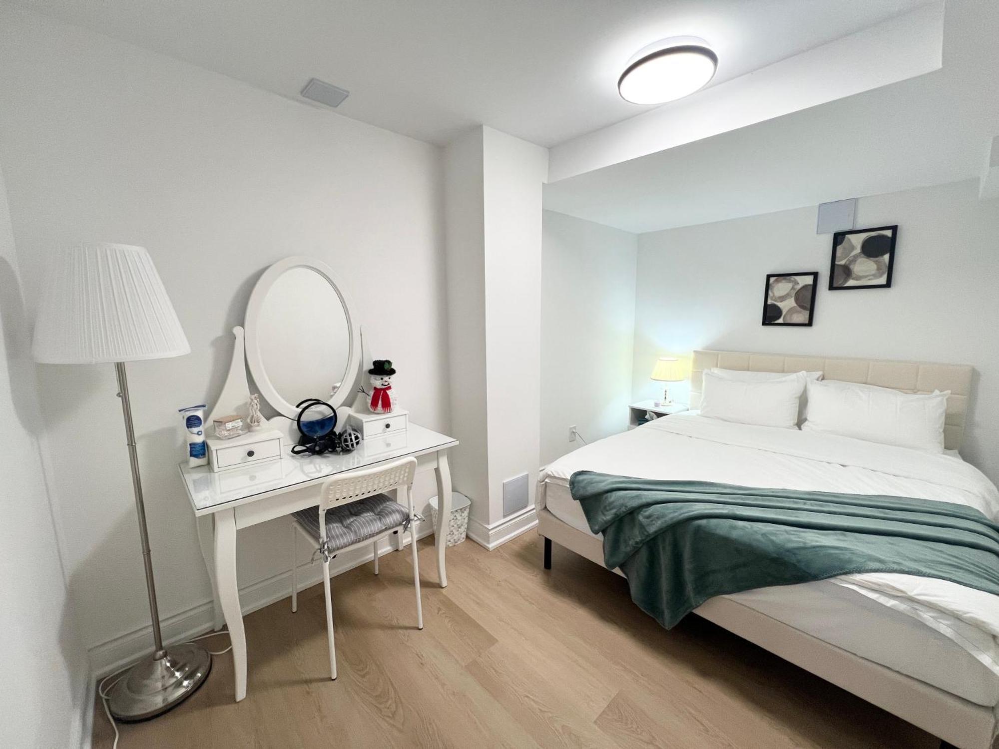 Cozy, Brand-New, 2Bdr,Walkout Apt, Free Parking Richmond Hill Exterior photo